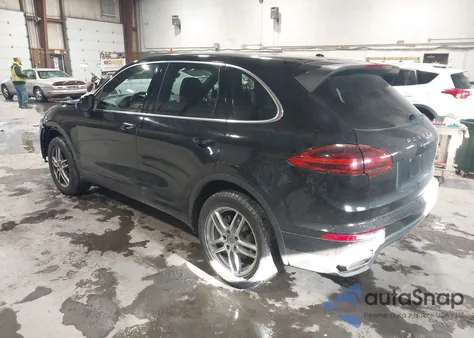 2016 Porsche Cayenne z USA, uszkodzony, nr VIN WP1AA2A25GLA02461